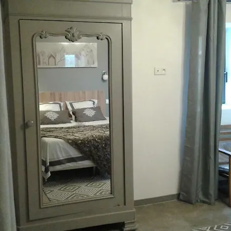 Domaine De Comiac 3*